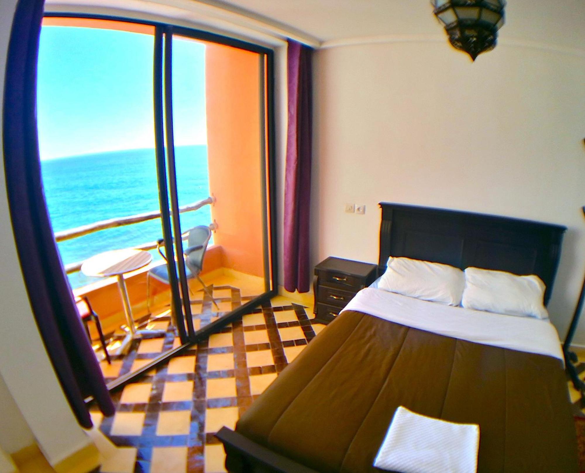Bouad Seafront Apartments & Rooms 塔哈佐特 客房 照片