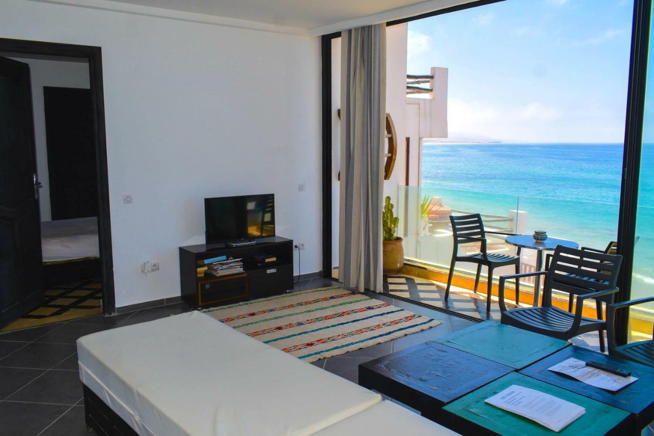 Bouad Seafront Apartments & Rooms 塔哈佐特 外观 照片