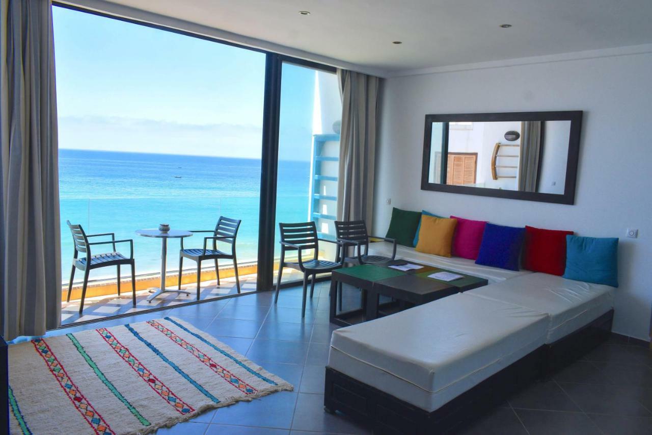 Bouad Seafront Apartments & Rooms 塔哈佐特 外观 照片